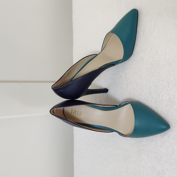 3 for $25 Sale!!! Mia Teal & Navy pumps size 7.5 - Picture 2 of 6